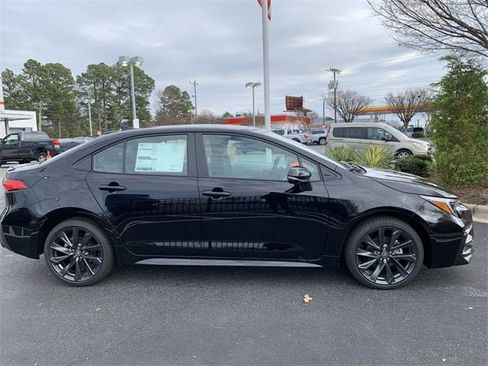 New 2026 Toyota Corolla SE image 9