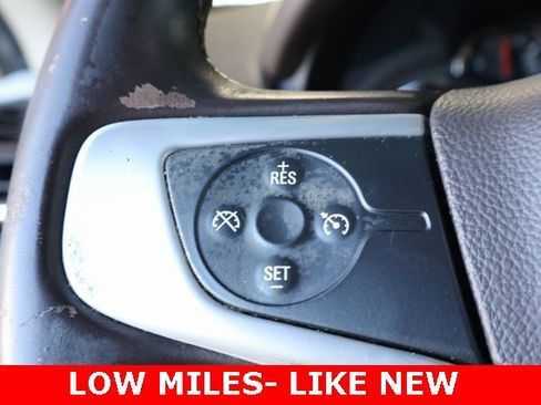 Used 2015 GMC Yukon SLE w/ Convenience Package image 24