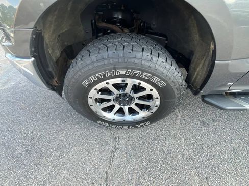 Used 2018 Ford F150 XLT w/ Equipment Group 302A Luxury AWD/4WD image 28