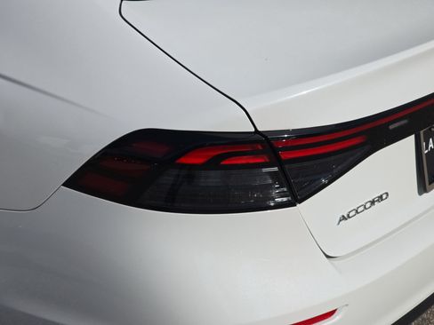 Used 2025 Honda Accord SE image 33