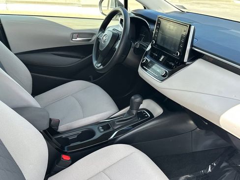 Used 2021 Toyota Corolla LE FWD image 10