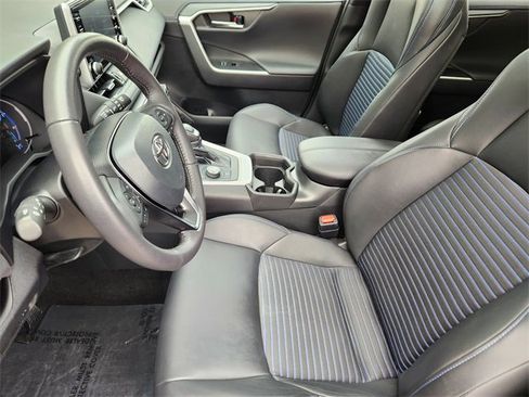 Used 2021 Toyota RAV4 XSE image 9