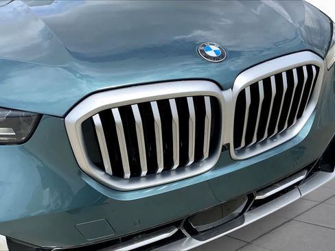Used 2026 BMW X5 sDrive40i w/ Premium Package RWD image 29