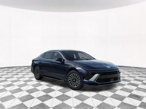 New 2026 Hyundai Sonata SEL FWD image 2