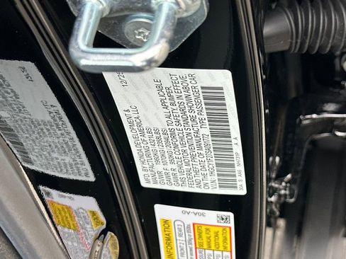 Used 2025 Honda Accord LX image 31