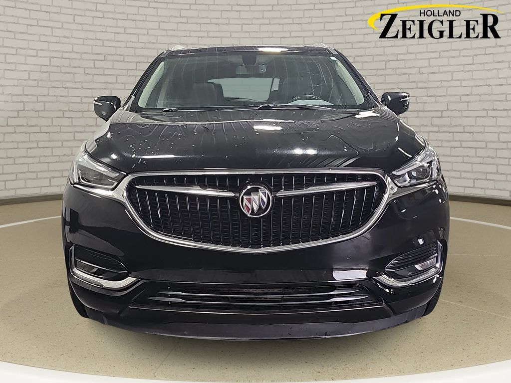 Used 2021 Buick Enclave Essence w/ Sound and Sites Package AWD/4WD image 2