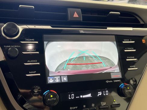 Used 2020 Toyota Camry XLE w/ Navigation Package FWD image 19