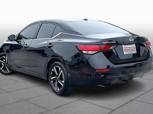 Certified 2025 Nissan Sentra SV w/ Trunk Package image 12