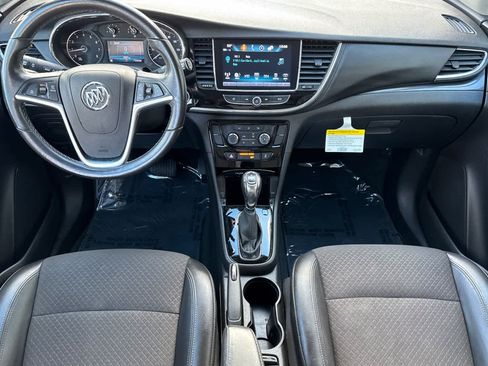 Used 2019 Buick Encore Preferred image 3