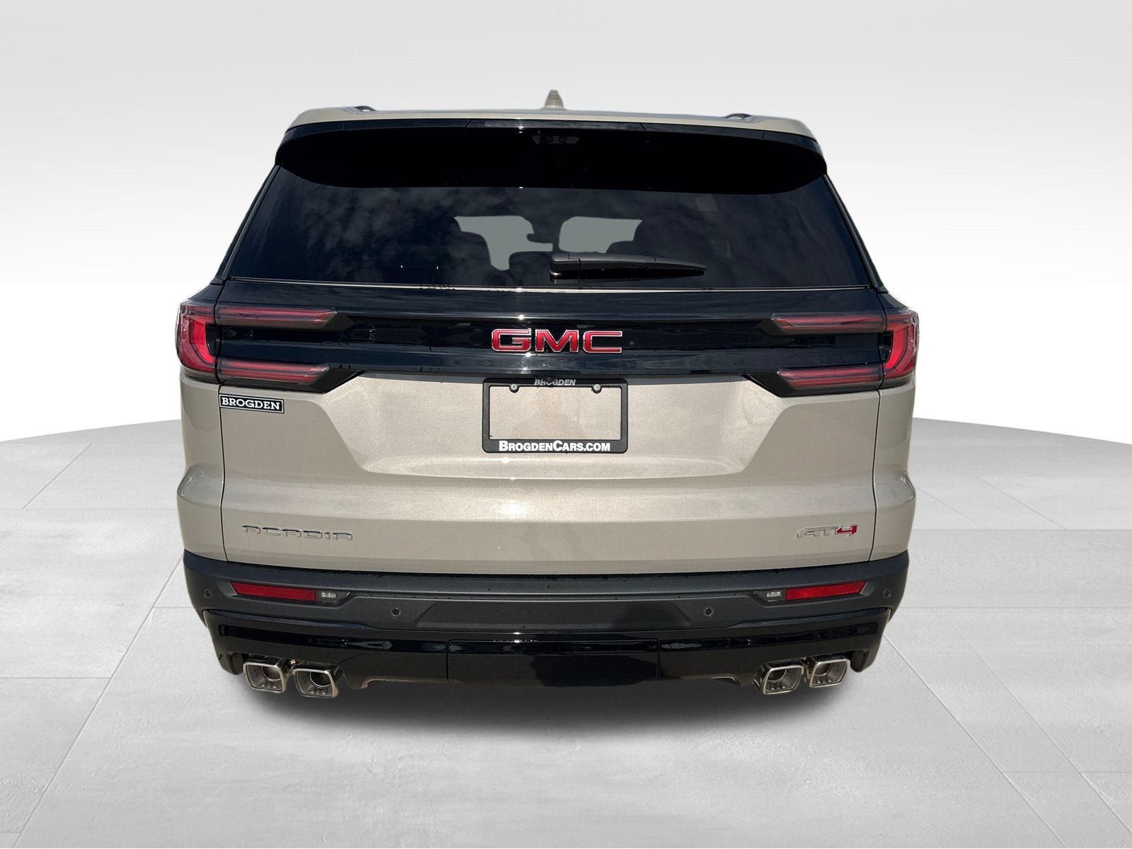 New 2027 GMC Acadia AT4 w/ AT4 Reserve Package AWD/4WD image 18