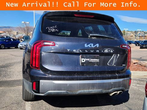 Used 2025 Kia Telluride S image 6