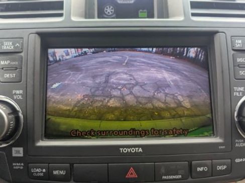 Used 2010 Toyota Highlander Limited image 39
