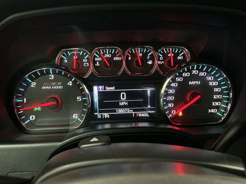 Used 2018 Chevrolet Silverado 1500 LT w/ All Star Edition AWD/4WD image 11