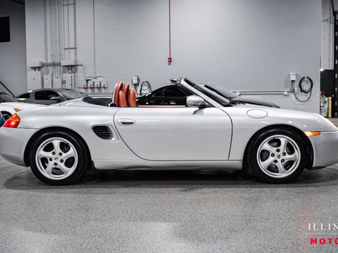 Used 1998 Porsche Boxster image 6