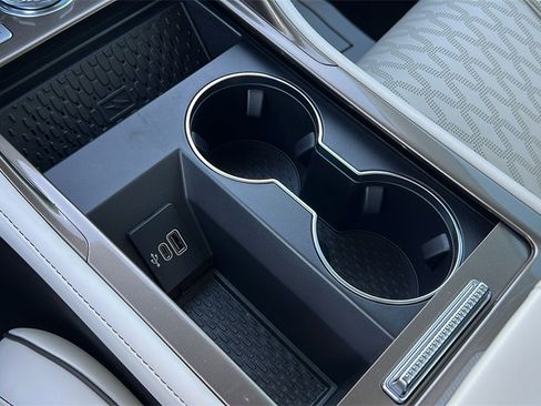 New 2026 Lincoln Nautilus Black Label image 16