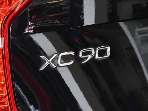 Used 2023 Volvo XC90 B6 Plus AWD/4WD image 15