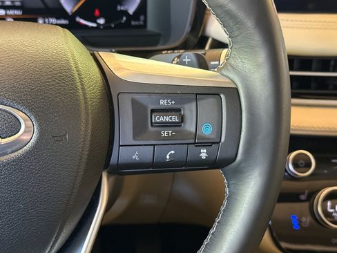 Used 2022 INFINITI QX60 Sensory w/ Cargo Package AWD/4WD image 32