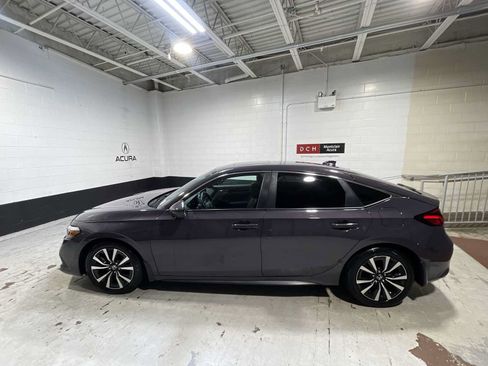 Used 2024 Honda Civic EX-L image 3