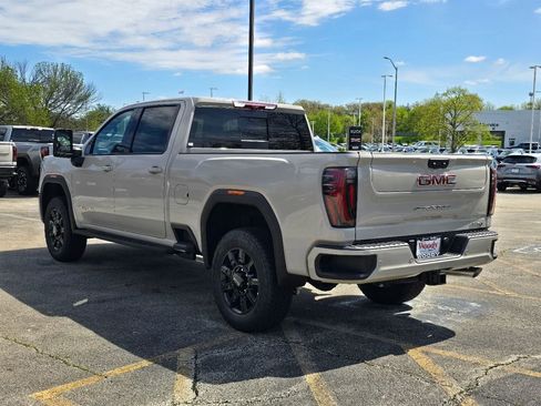 New 2026 GMC Sierra 2500 AT4 w/ AT4 Premium Plus Package AWD/4WD image 7