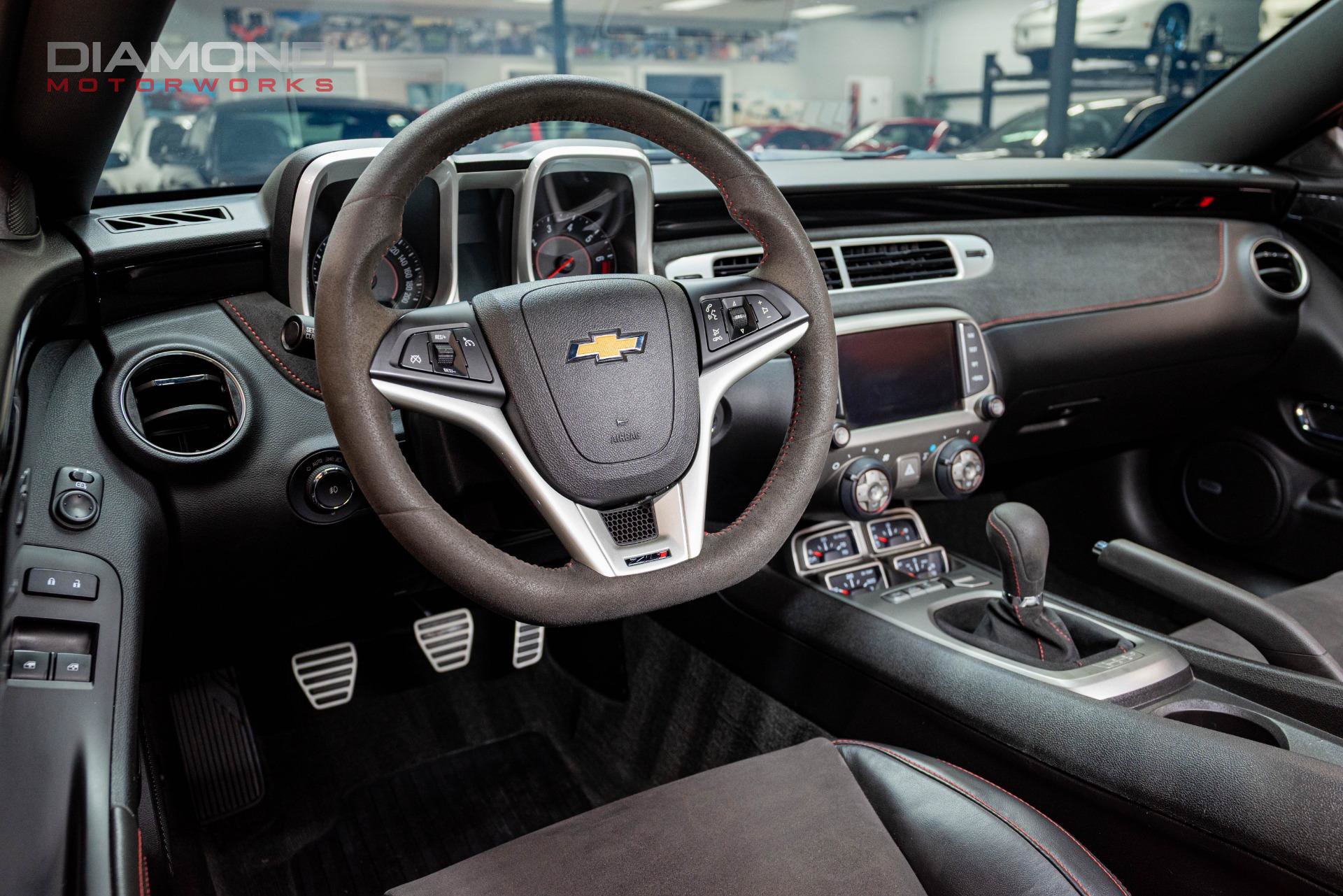 Used 2013 Chevrolet Camaro ZL1 RWD image 19