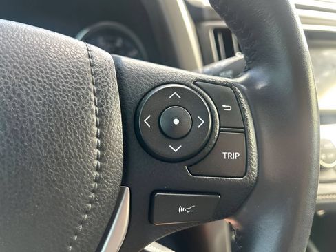 Used 2016 Toyota RAV4 Limited AWD/4WD image 25