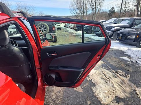 Used 2022 Toyota Prius Prime XLE image 16