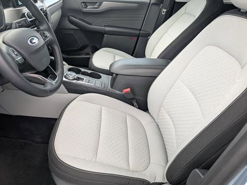 Used 2024 Ford Escape Active image 9