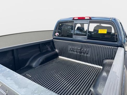 Certified 2019 Nissan Frontier SV image 15