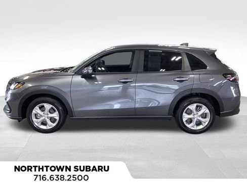 Used 2023 Honda HR-V LX image 11