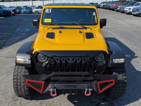 Used 2021 Jeep Wrangler Unlimited Rubicon w/ Cold Weather Group AWD/4WD image 3