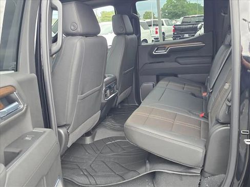 New 2026 Chevrolet Silverado 1500 High Country AWD/4WD image 15