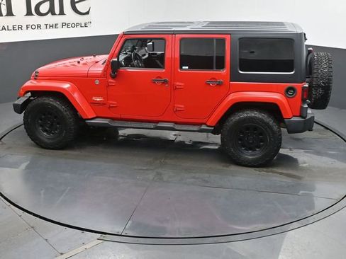 Used 2015 Jeep Wrangler Unlimited Sahara AWD/4WD image 42