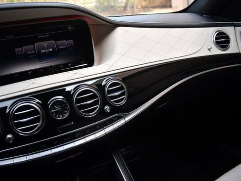 Used 2015 Mercedes-Benz S 63 AMG 4MATIC Sedan w/ Driver Assistance Package image 31