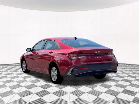 New 2026 Hyundai Elantra SE image 8