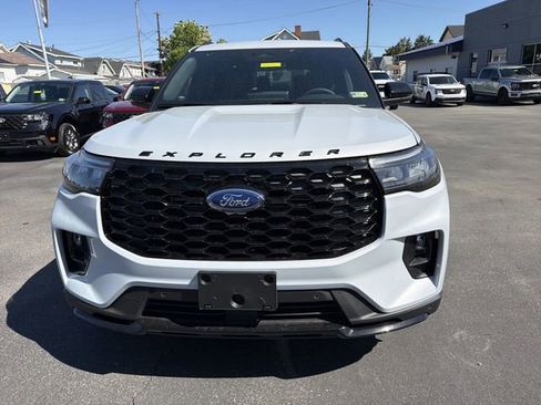 New 2026 Ford Explorer ST-Line AWD/4WD image 11