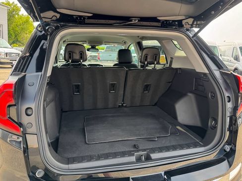 Used 2020 GMC Terrain SLT AWD/4WD image 16
