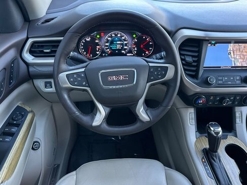 Used 2017 GMC Acadia Denali w/ Technology Package image 18