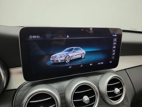 Used 2021 Mercedes-Benz C 300 Sedan image 9