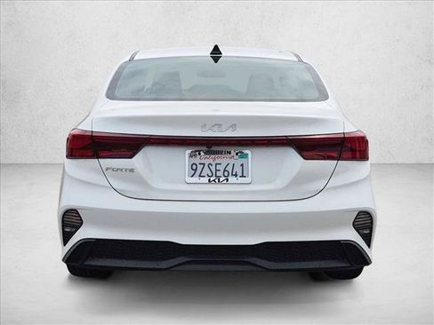 Used 2023 Kia Forte LXS w/ LXS Technology Package FWD image 6
