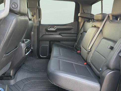 Used 2023 Chevrolet Silverado 1500 LTZ w/ LTZ Premium Package AWD/4WD image 14
