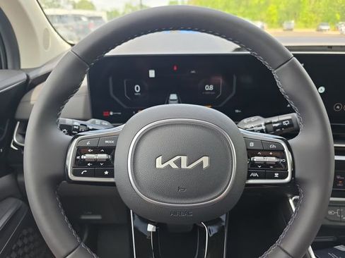 New 2026 Kia Carnival SX Prestige FWD image 11