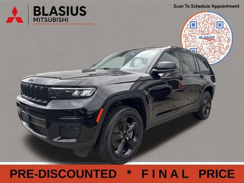 Used 2023 Jeep Grand Cherokee L Laredo AWD/4WD image 18