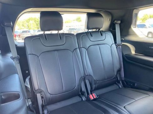 New 2025 Jeep Grand Cherokee L Limited w/ Luxury Tech Group II image 31