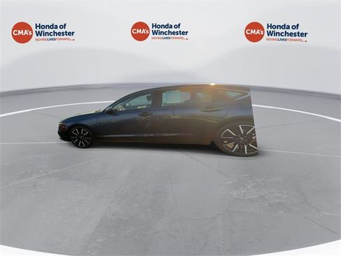 Used 2025 Honda Accord Touring image 6