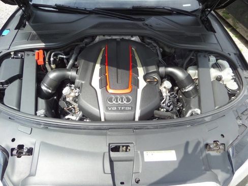 Used 2013 Audi S8 w/ Full Leather Pkg AWD/4WD image 13