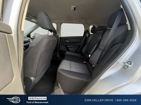 Used 2025 Nissan Rogue SV image 29