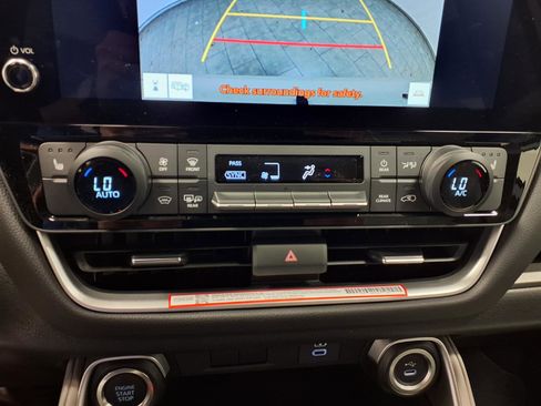 New 2026 Toyota Grand Highlander XLE image 14