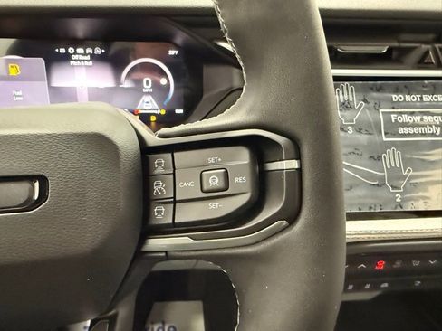 New 2026 Jeep Cherokee Overland AWD/4WD image 30
