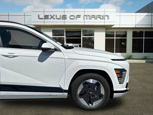 Used 2025 Hyundai Kona Limited image 36