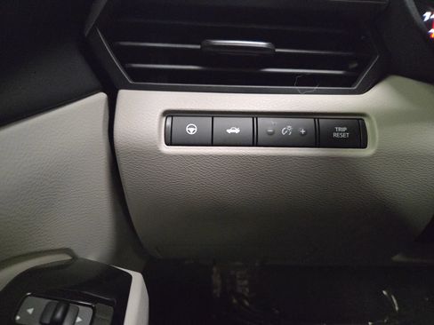 Used 2023 Nissan Altima 2.5 SL FWD image 23